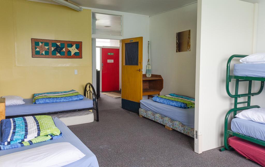 42B College House Hostel Whanganui Exterior photo