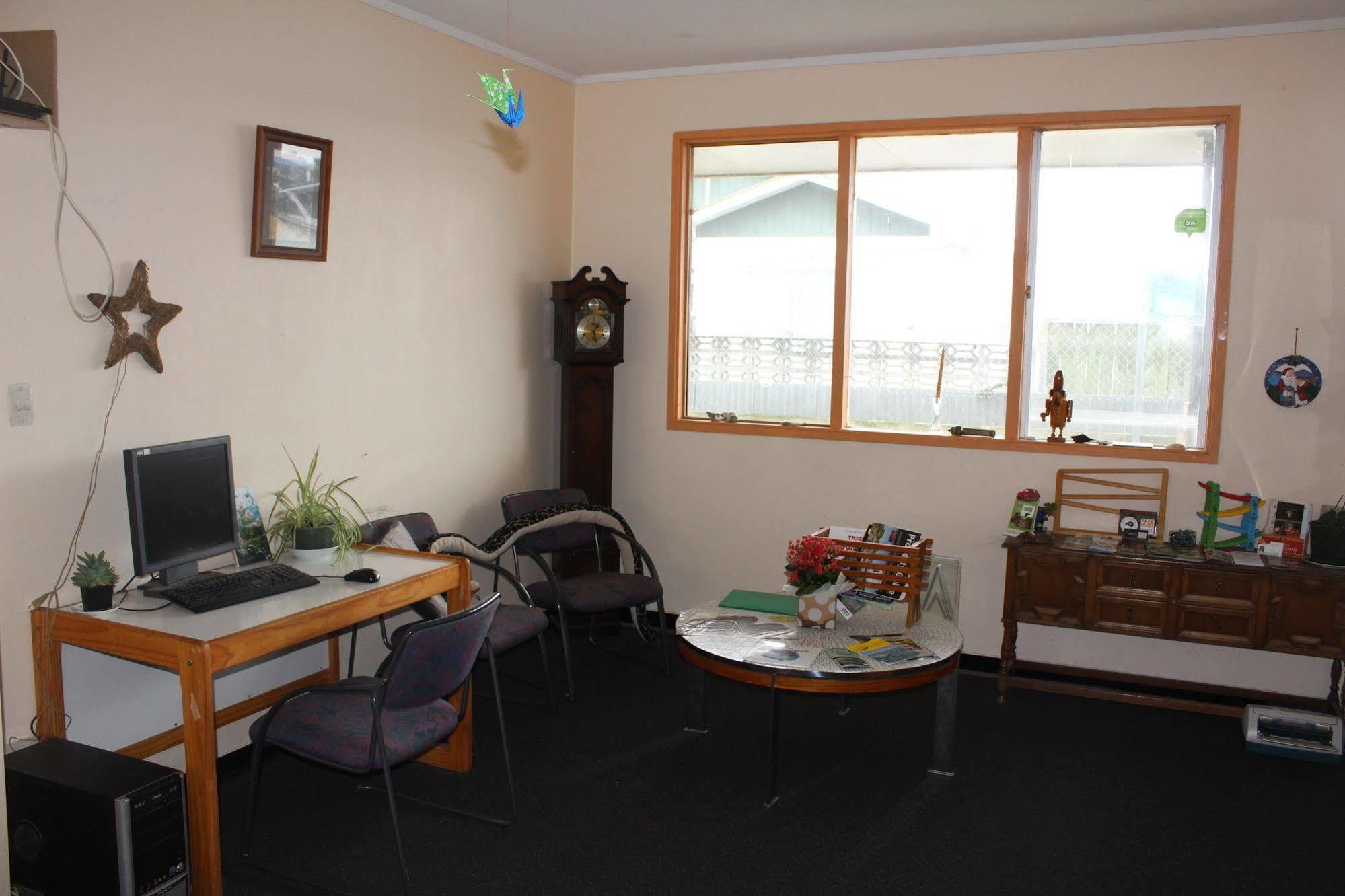 42B College House Hostel Whanganui Exterior photo