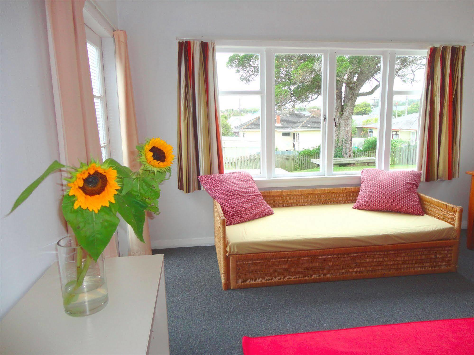 42B College House Hostel Whanganui Exterior photo