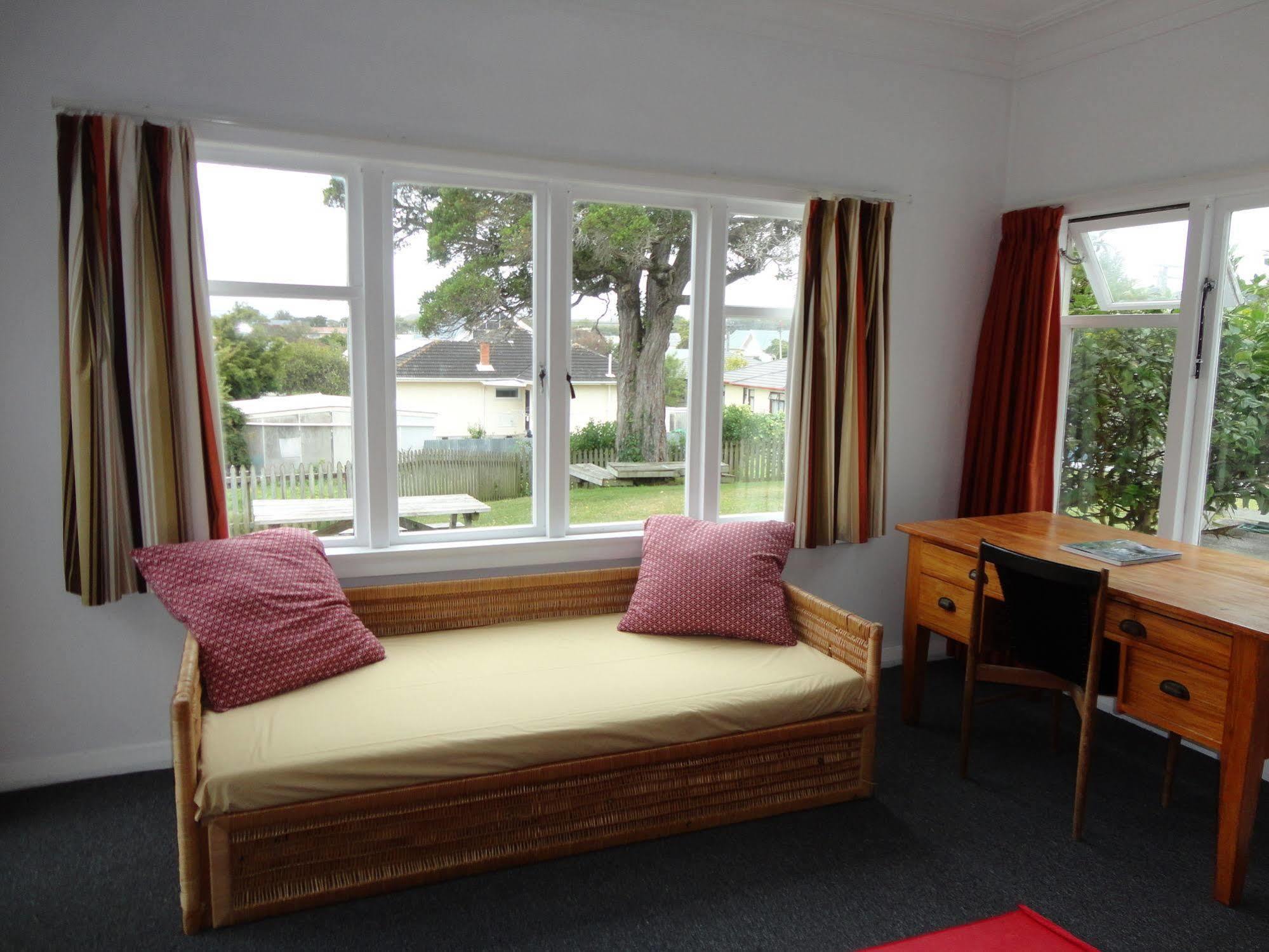 42B College House Hostel Whanganui Exterior photo